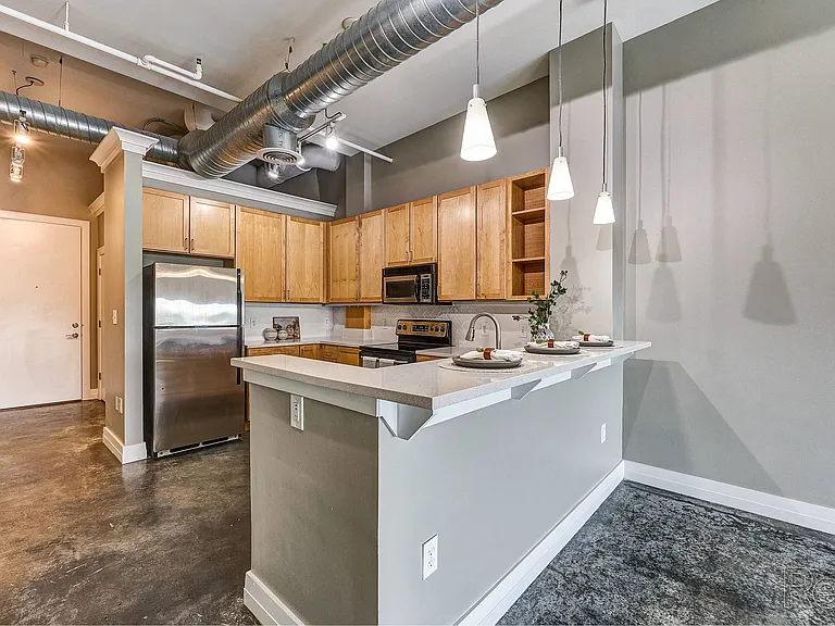 Zona Rosa Apartments — Photo 33