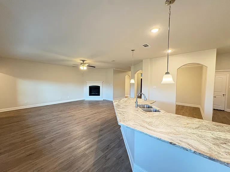2903 Diamondback Dr — Photo 7