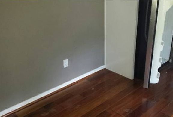 5th image of 7133 Shannonwood Ct