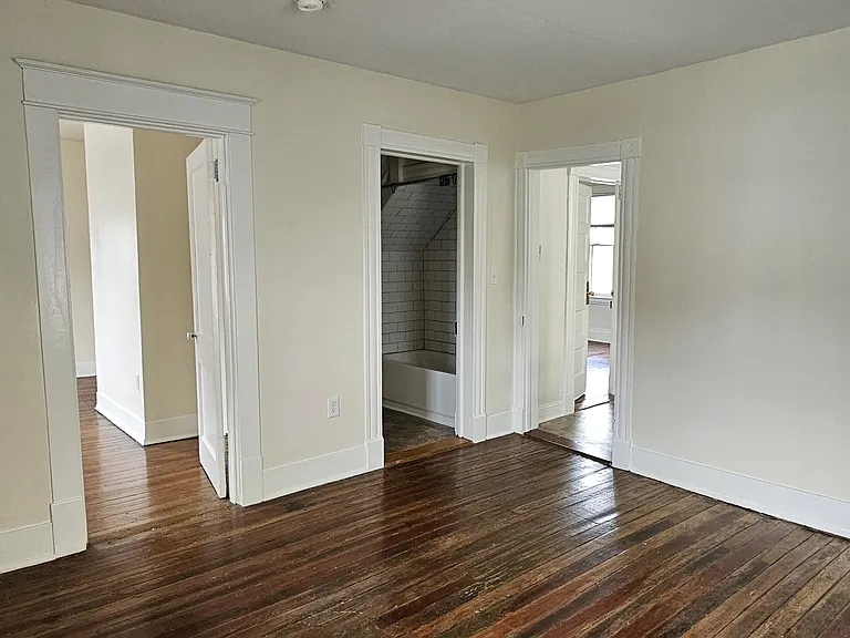 1001 Avon St #A — Photo 3