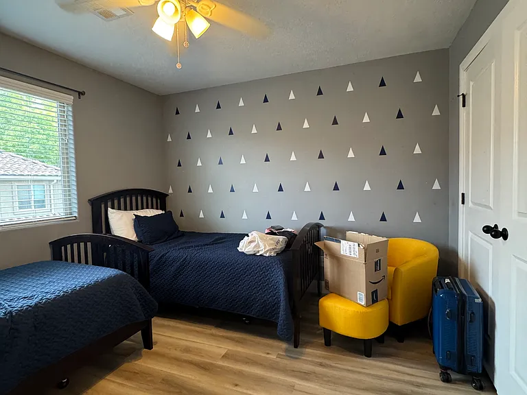 150 N 1100 E — Photo 17