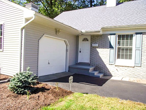 3rd image of 6611 Charlesgate Rd