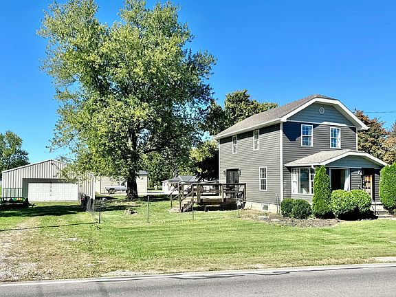 2nd image of 1461 White Oaks Rd