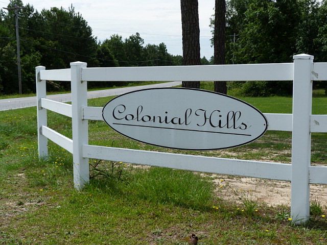 2nd image of 419 Colonial Hills Dr