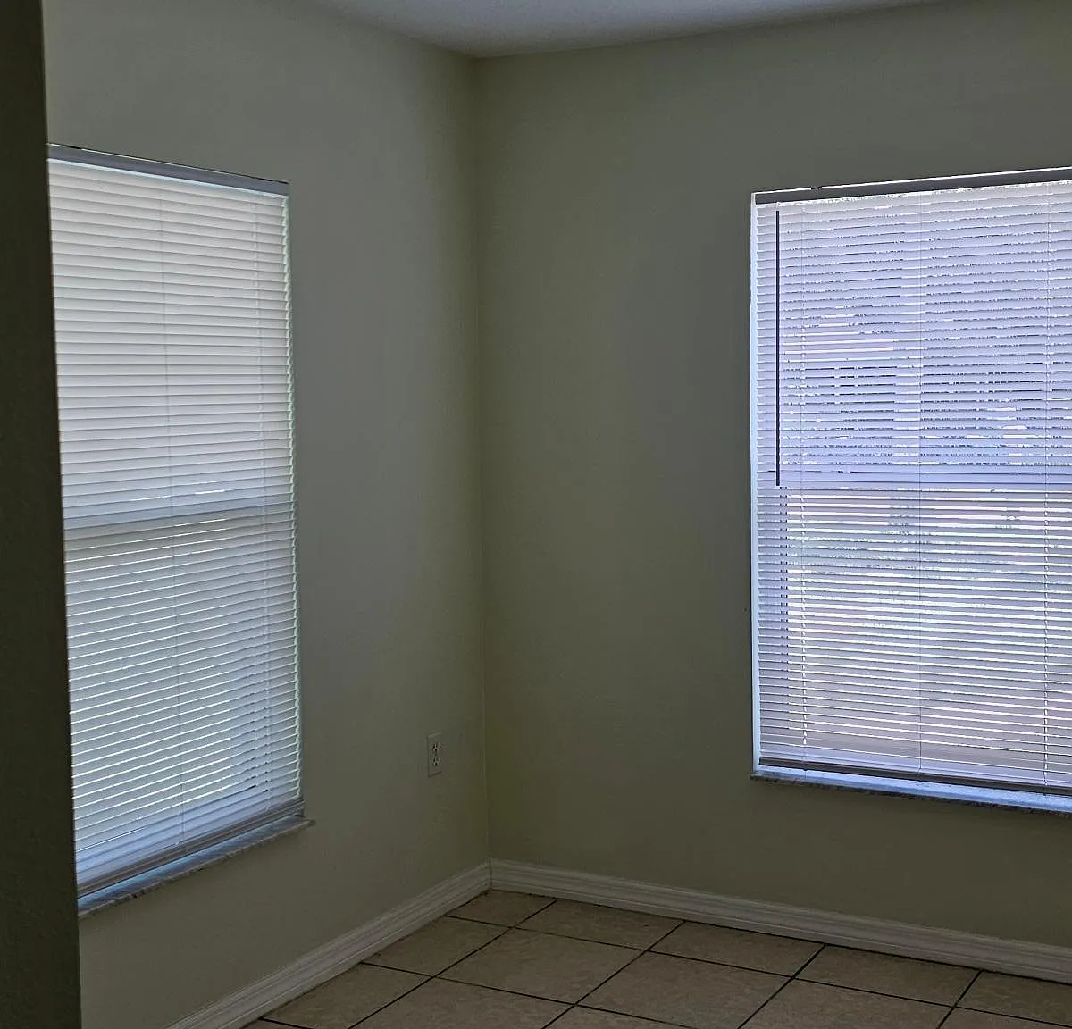 3 bed, $2,200 — Photo 3