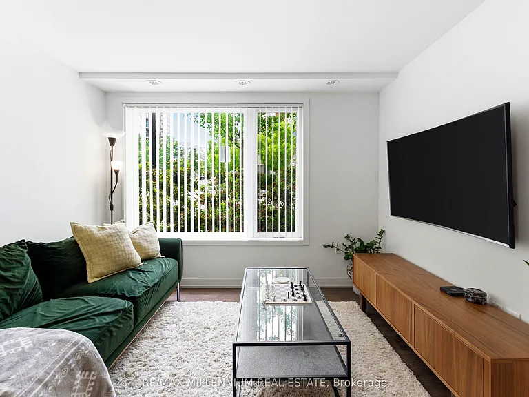 60 Orchid Place Dr #1 — Photo 6