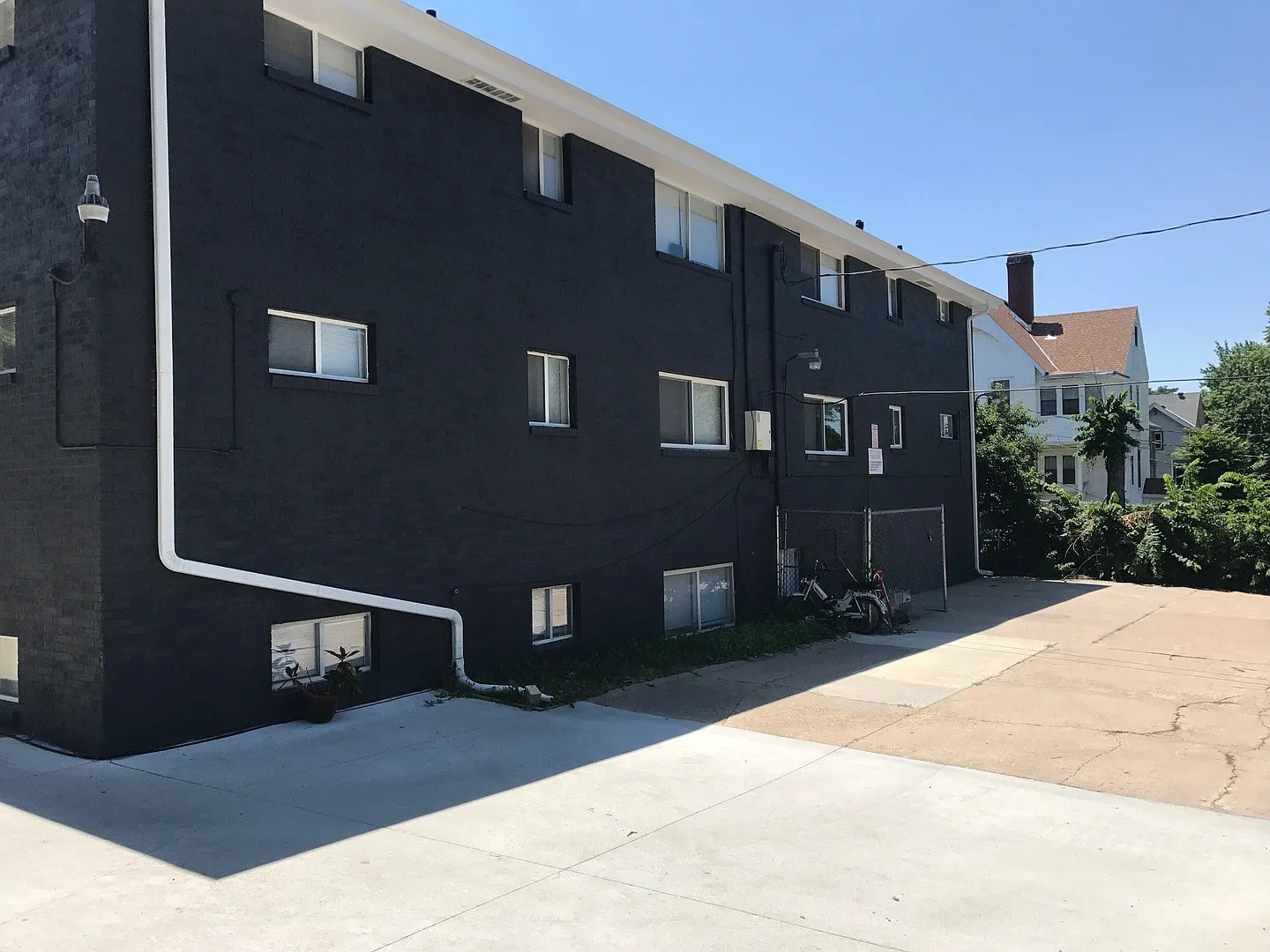 3130 Chicago St — Photo 2