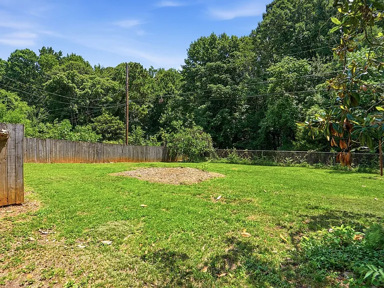 1230 Roanoke Ave — Photo 48
