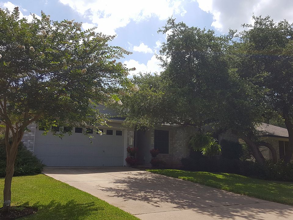2nd image of 5707 Magee Bnd