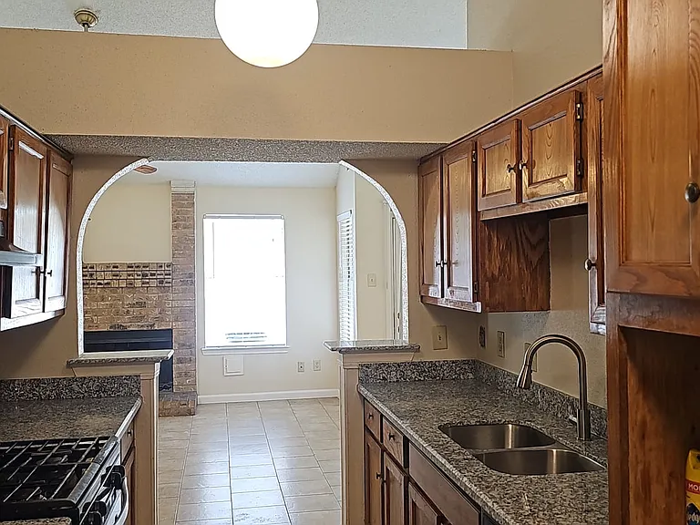 11614 Gullwood Dr — Photo 11