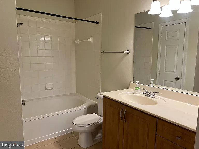 12905 Centre Park Cir #101 — Photo 22