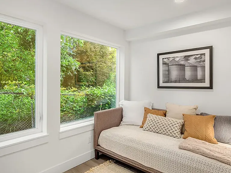 Hiatt Park Townhomes — Photo 14