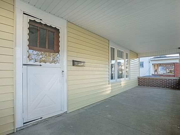 3rd image of 125 Fairfield Ave