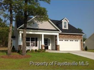 4632 Cedar Pass Dr, Hope Mills, NC 28348