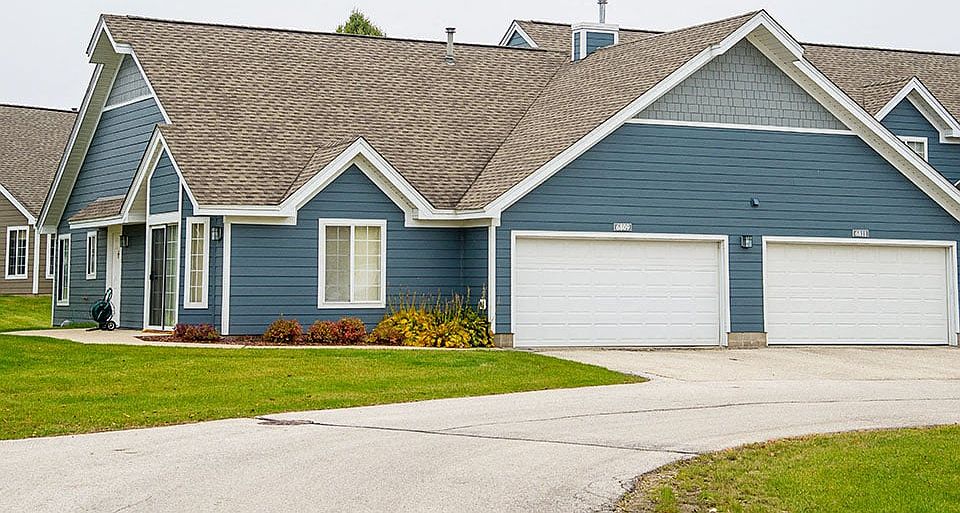 Mequon Trail Townhomes 7100 Tamarack Ct Mequon WI Zillow