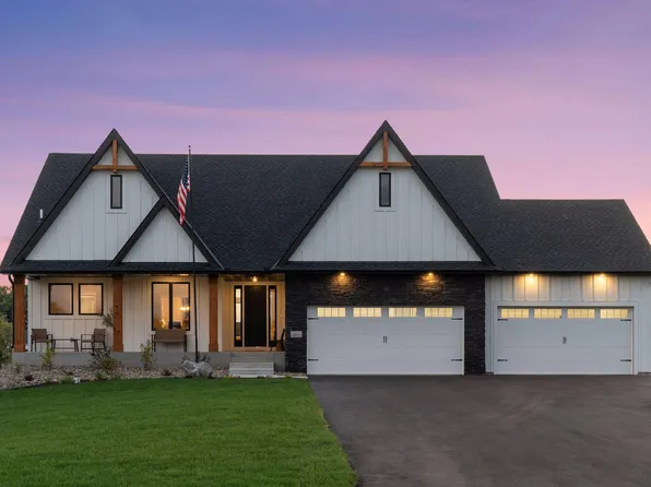 18022 Urbank St NE, Ham Lake, MN 55304