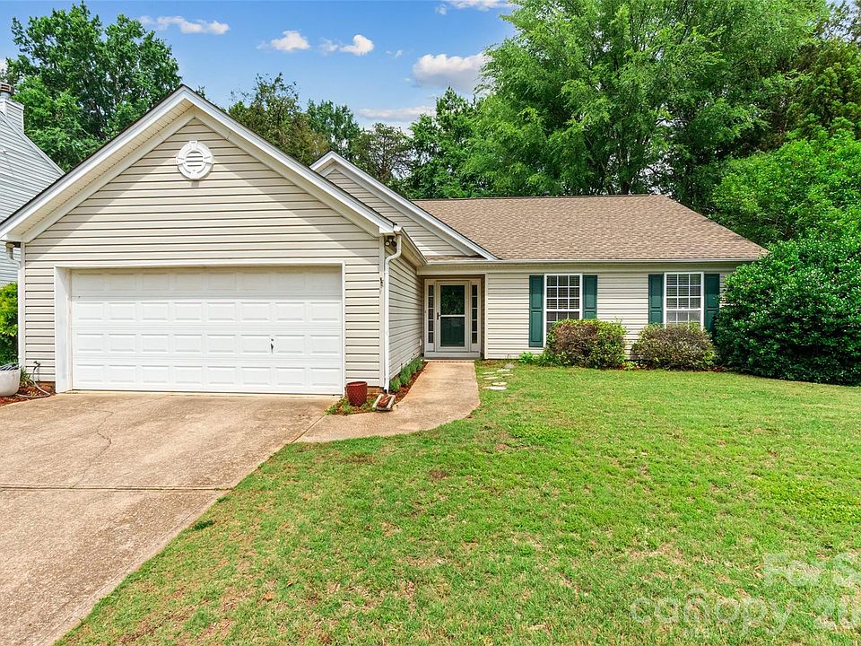 1st image of 14207 Arbor Ridge Dr