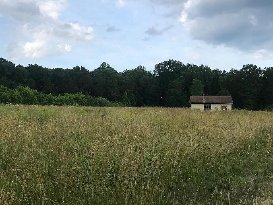 2nd image of 7429 Nyland Rd