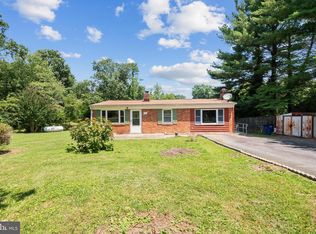 272 Maryland Ave, Hamilton, VA 20158