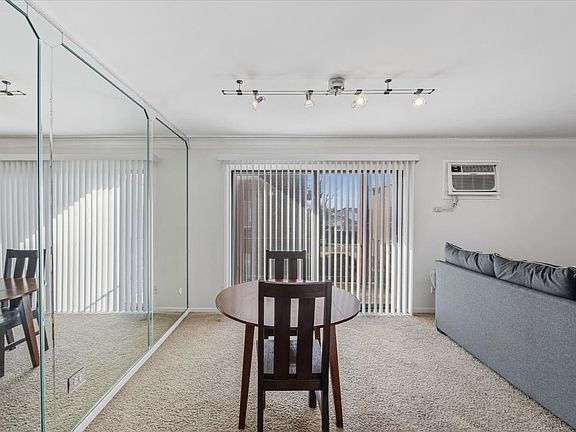 4th image of 15822 Terrace Dr Unit R02