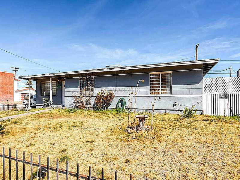 1st image of 301 Zion Dr