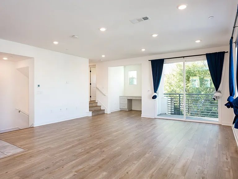 1957 Infinity Ln — Photo 13