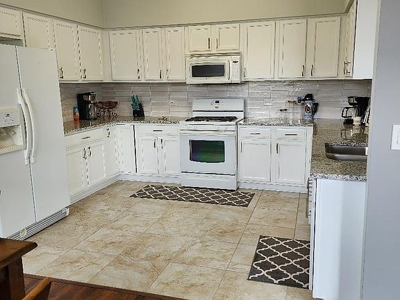 4th image of 16661 Liberty Cir Unit 3N