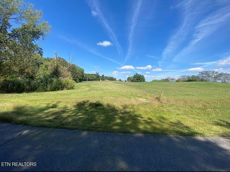 1st image of Mountain View Ln