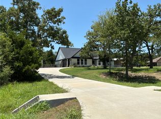 7532 Field Creek Estates Dr, Bryan, TX 77808