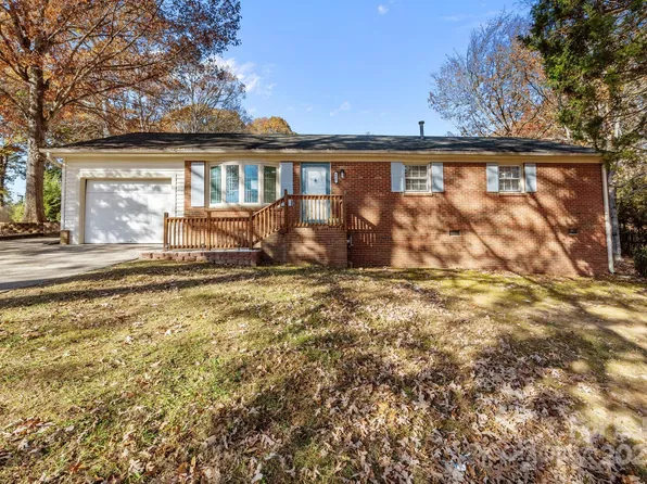 4007 Brookstone Ct, Gastonia, NC 28052