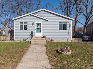 347 43rd St SE, Kentwood, MI 49548