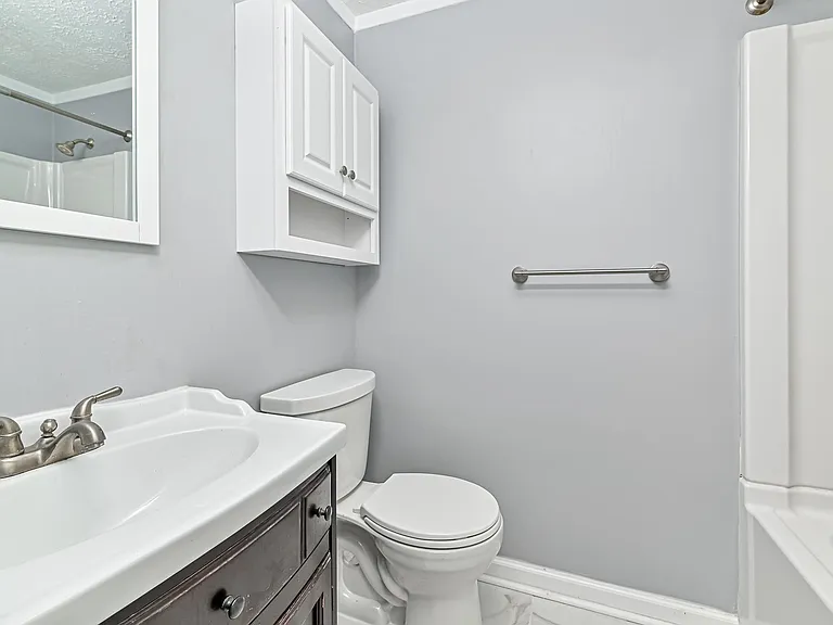 217 Bellwood Ct — Photo 13