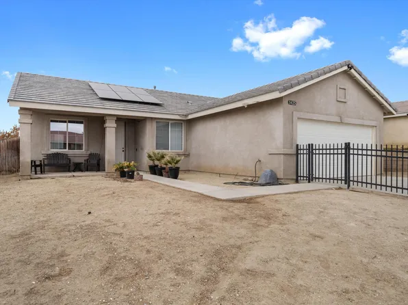 3425 Starjet St, Rosamond, CA 93560