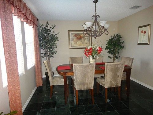 3rd image of 1541 Fieldstone Dr