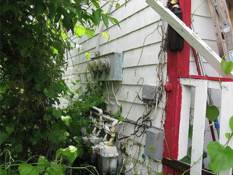 2nd image of 266 E Clark St