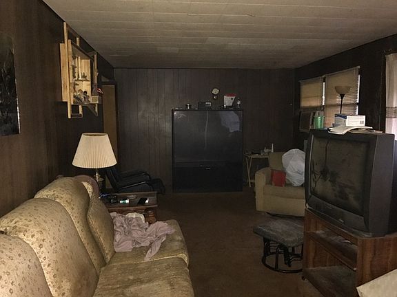 3rd image of 4511 187th St