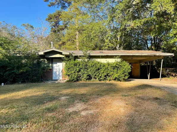2907 Lakewood Dr, Jackson, MS 39212