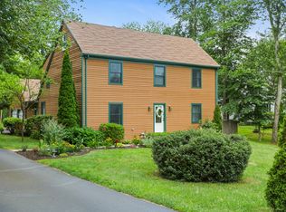 11 Park Ln, Trumbull, CT 06611