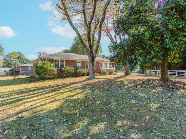 2496 Lenora Church Rd, Snellville, GA 30078