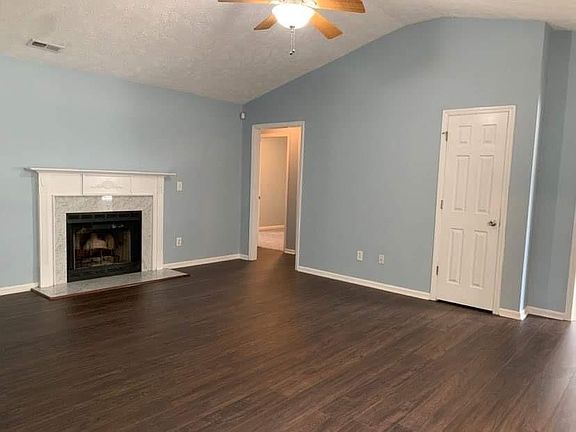 5th image of 1587 Clan Campbell Dr