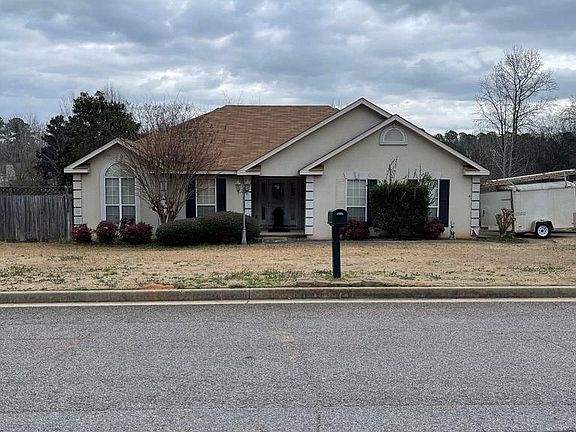 3rd image of 535 Oak Chase Dr