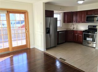 13 Maplewood Blvd, Suffern, NY 10901