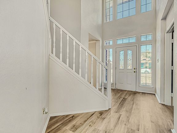 4th image of 1514 Mission Ridge Trl