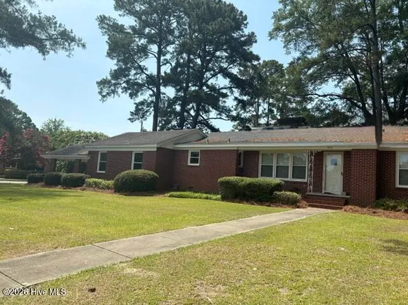 1000 Cameron Drive, Kinston, NC 28501