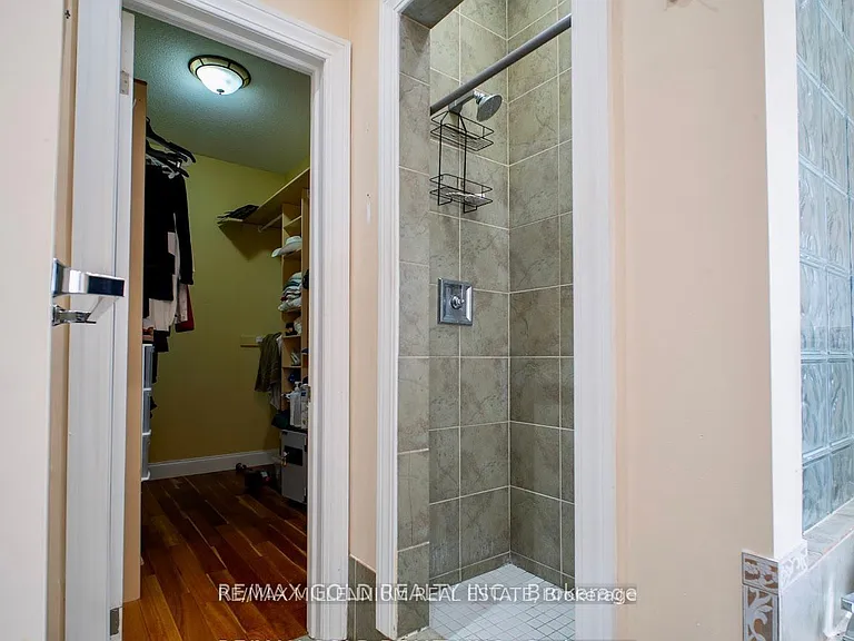 8905 McGarry Dr — Photo 16