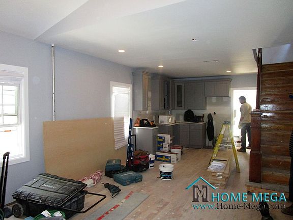 3rd image of 11440 146th St