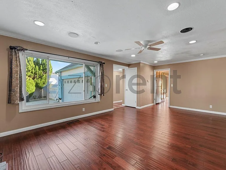 38071 Edward Ave — Photo 6