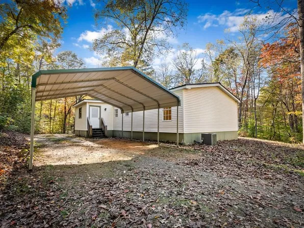 264 Circle Dr, Blue Ridge, GA 30513