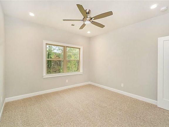 5th image of 3485 W Elmwood Cir