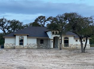 145 Sendera Xing, La Vernia, TX 78121